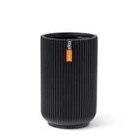 Vaas hoog Groove H21.7 cm zwart bloembpot Capi Europe - Capi europe