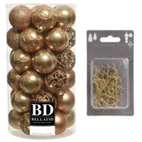 37x stuks kunststof kerstballen camel bruin 6 cm inclusief gouden kerstboomhaakjes - thumbnail