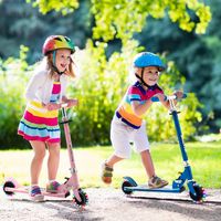 Kinderstep Twee Wiel Kick Scooter met Knipperende Wielen Verstelbaar Stuur & Achterrem Staan & Rijden Blauw - thumbnail