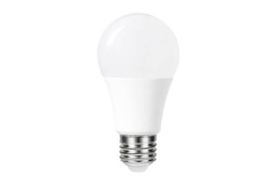 Lyora Led lamp8W - E27 - 806lm - 2700K met schemersensor - ILGLSE27SC043