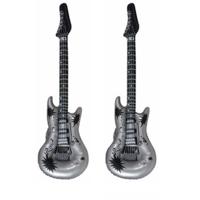 Henbrandt Opblaasbare speelgoed gitaar - Set van 2x stuks - feestartikel - zilver - 106 cm - muzieki