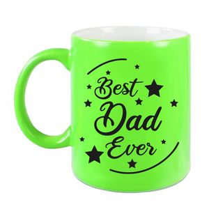 Best Dad Ever cadeau mok / beker neon groen 330 ml - cadeau papa Vaderdag/ verjaardag - feest mokken