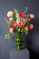 Zijden Kunstbloemen Boeket Hygge Grande Mossgreen met Luxe Design Vaas | Madame Fleurie