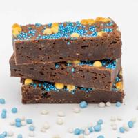 Baby Blauw Brownie - 12 Brownies Per Post - Brievenbus Pakket - Box Brownies - Geboorte Jongen Cadeau - Blauwe Traktatie - Babyshower - Gender Reveal