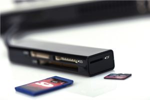 Ednet 85241 USB 2.0 Zwart geheugenkaartlezer