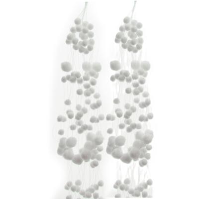Sneeuwballen slinger - 2x - wit - 78 cm - polyester - sneeuwversiering - slingers