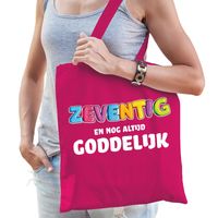 Bellatio Decorations Cadeau tas 70 jaar - zeventig en goddelijk - fuchsia roze - katoen - 42 x 38 cm   -