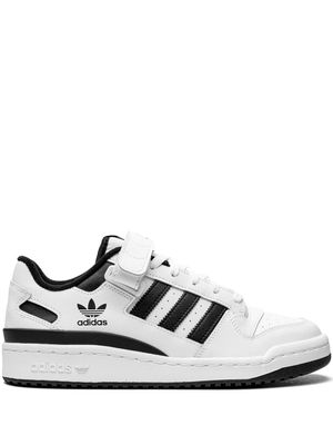 adidas baskets Forum Low - Blanc