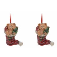 Kersthanger kerstmuts met beertje - 2x - rood - 8 cm - keramiek - kerstornament - kerstboomversierin