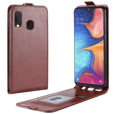 R64 textuur verticale Flip lederen case voor Galaxy A20e met kaartsleuven & fotolijstjes (bruin)