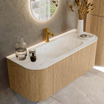 Mondiaz KURVE-DLUX 120 cm Onderkast Greeploos 1 Lade Met Deuren Oak, Wastafel Solid Surface Midden Opalo 1 Kraangat Zonder Spiegel (KRVBGS120L+R1L2D1KM-Oak/Opa)