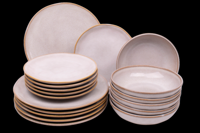18 delige serviesset - 6 personen - Lagos - wit met bruine spikkel - normale rand - Portugees stoneware