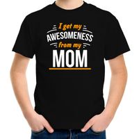 I get my awesomeness from my mom/ mama t-shirt zwart voor kinderen - thumbnail