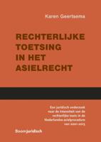 Rechterlijke toetsing in het asielrecht (Paperback)