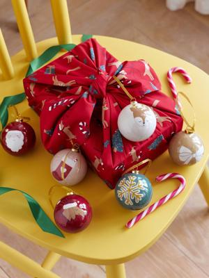 Set van 6 kerstballen in 3D rood