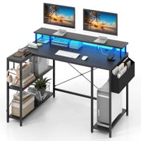 L-vormig Bureau met Stopcontacten & LED-verlichting Gaming Computertafel Zwart