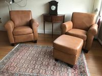 Set van 2 leren fauteuils met houten poten - met hocker - bruin leer - Echt leer, Klassiek, ontdek de vele Leersoorten en Kleuren bij ShopX