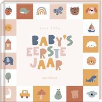 Pure Baby - Baby&apos;s eerste jaar