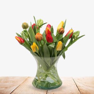 15 Tulpen in vaas