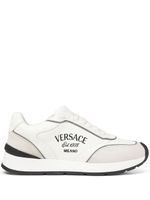 Versace baskets à logo brodé - Blanc - thumbnail