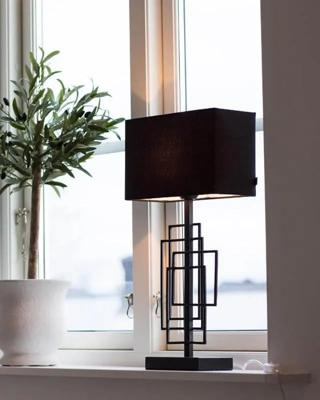 Tafellamp grote fitting zwart en schakelaar By Rydens Paragon 69cm