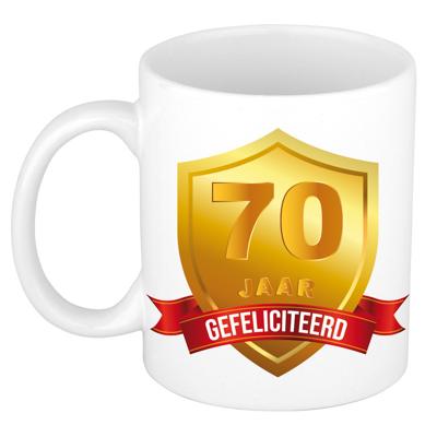 Leeftijd cadeau koffiemok - 70 jaar - Gefeliciteerd - Gouden schild - jubileum - verjaardaardag