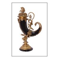 A BRONZE MOUNTED PORCELAIN CORNUCOPIA HORN