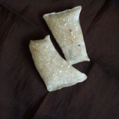 Liwe nekkussen kristalzakjes bergkristallen