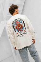 Off The Pitch Dragon Oversized Longsleeve Heren Gebroken Wit - Maat L - Kleur: Gebroken Wit | Soccerfanshop Off The Pitch Dragon Oversized Longsleeve Heren Gebroken Wit - Maat L - Kleur: Gebroken Wit | Soccerfanshop