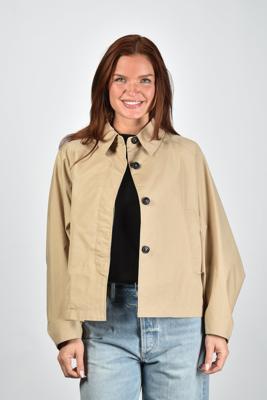 Blonde no.8 jas Beeke 5800 toast