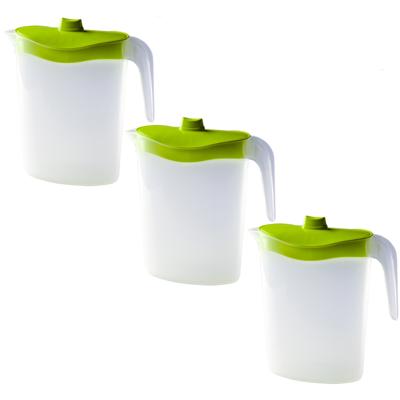 Waterkan/sapkan met groen deksel - 3x - 2,5 liter - kunststof - 11 x 26 cm - schenkkan/lim