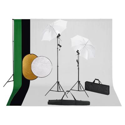 Fotostudioset met lampen, paraplu's, achtergrond en reflector