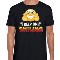 Funny emoticon t-shirt keep on smiling zwart voor heren