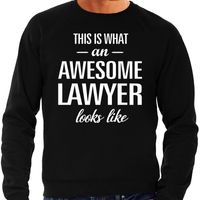 Awesome lawyer / advocaat cadeau sweater zwart heren - thumbnail