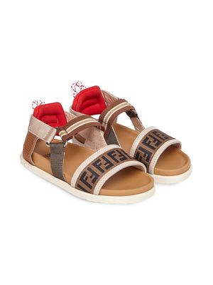 Fendi Kids sandales à logo imprimé - Marron