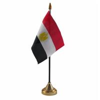 Vlag Egypte tafelvlaggetje - 10 x 15 cm - met gouden standaard - Hoogte 27 cm
