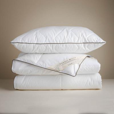 Hoofdkussen Luxe Bamboe 60x70 Cm Anti Allergie & Buik Slaper & Rug Slaper & Zij Slaper Basalt - Dekbed-Discounter.nl