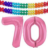 Grote folie ballonnen cijfer 70 in het glimmend roze 86 cm en 2x feestslingers