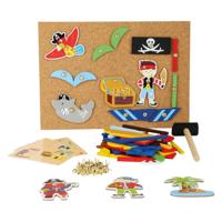 Small Foot - hamertje tik piraat