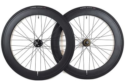 Santafixie 60mm Wielset + Binnenbanden + Banden - Zwart Santafixie 60mm Wielset + Binnenbanden + Banden - Zwart