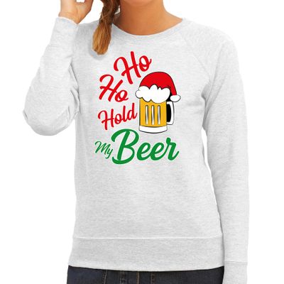 Ho ho hold my beer fout Kerstsweater / outfit grijs voor dames Ho ho hold my beer fout Kerstsweater / outfit grijs voor dames