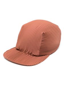 Homme Plissé Issey Miyake casquette à design plissé - Marron