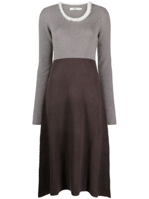 b+ab robe mi-longue nervurée à empiècements - Gris