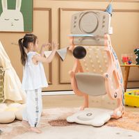 4-in-1 Kinder Glijbaan Speelplaats met Glijbaan + Schommelpaard + Basketbalring + Ringwerpspel voor Kinderen vanaf 1 Jaar Roze