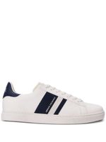 Armani Exchange baskets AX à lacets - Blanc