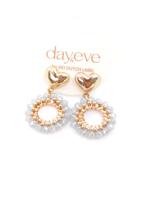 Day&Eve Oorbellen Cute Heart Dangle White | Goud