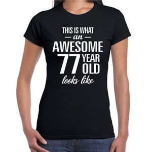 Awesome 77 year / 77 jaar cadeau t-shirt zwart dames