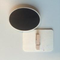 Krijtbordje met houten knijper