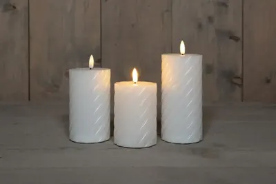 Anna's Collection LED buitenkaars 3d flame swirl 7.5 cm wit 3 stuks Anna's Collection LED buitenkaars 3d flame swirl 7.5 cm wit 3 stuks