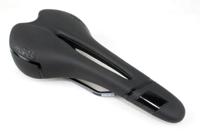 San Marco Era Dynamic Open Narrow Zadel - Zwart San Marco Era Dynamic Open Narrow Zadel - Zwart